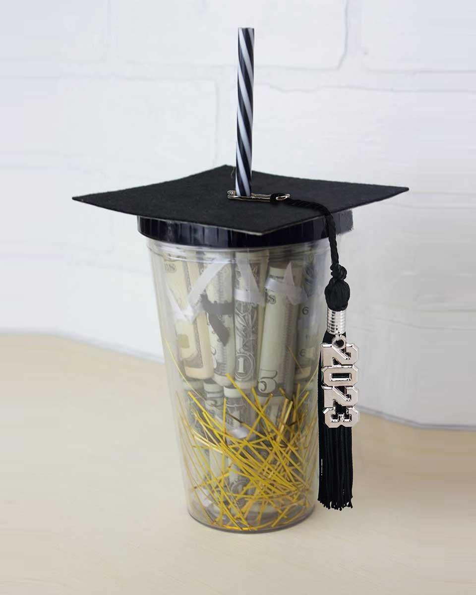 Tassel Keychain with Year Charm - Graduation Gown 